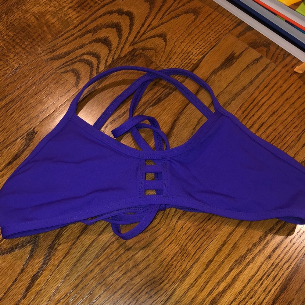 Jolyn top